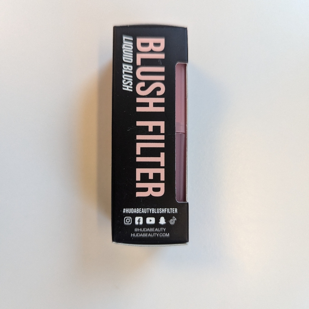 Huda beauty blush filter liquid blush